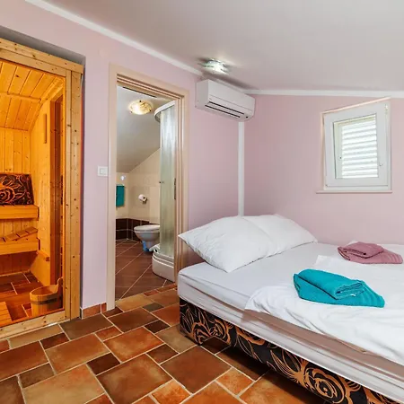 Vakantiehuis House Davorka *