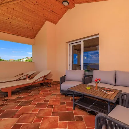 House Davorka * Supetarska Draga