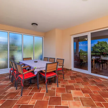 Vakantiehuis House Davorka *